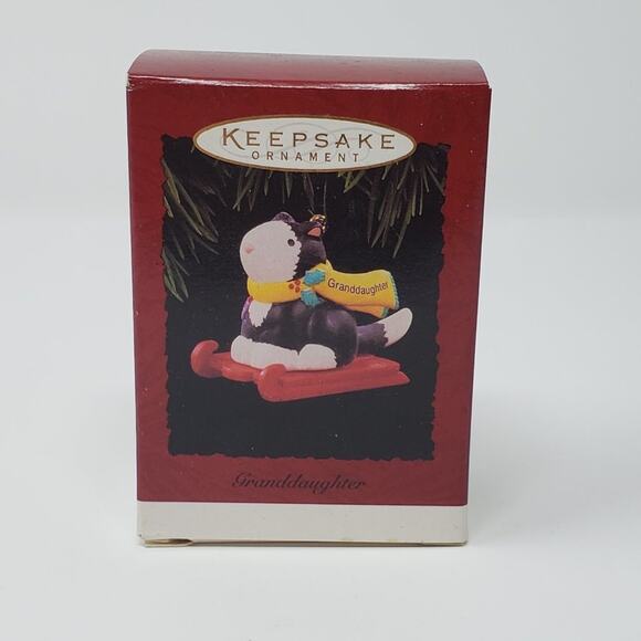 1996 Hallmark Granddaughter Handcrafted Keepsake Holiday Christmas Ornament. - Picture 1 of 8
